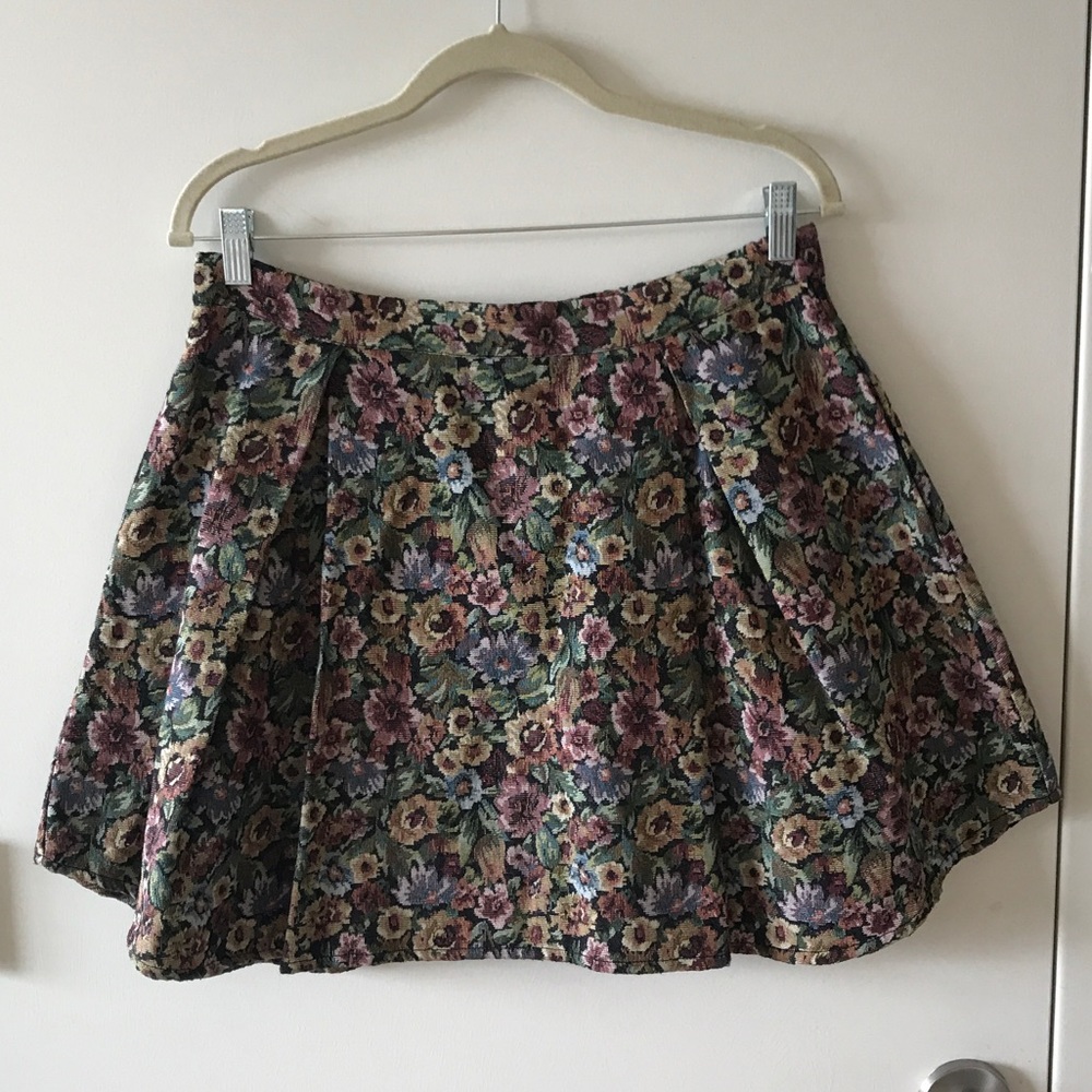 BCBGeneration floral pleated mini skirt, Large